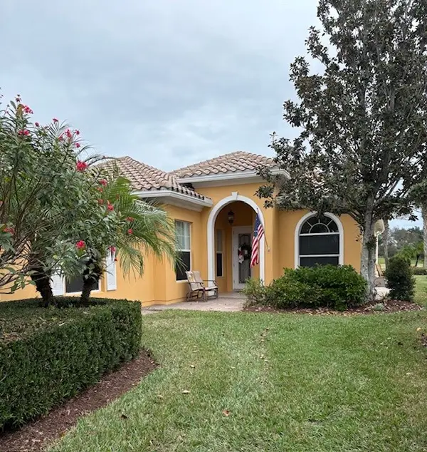 5235 Eleuthra Circle, Vero Beach, FL 32967