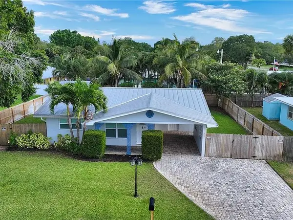 555 20th Street, Vero Beach, FL 32960
