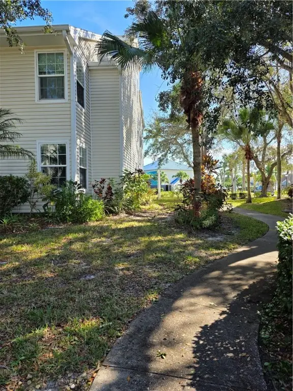 1914 Westminster Circle #13-1, Vero Beach, FL 32966