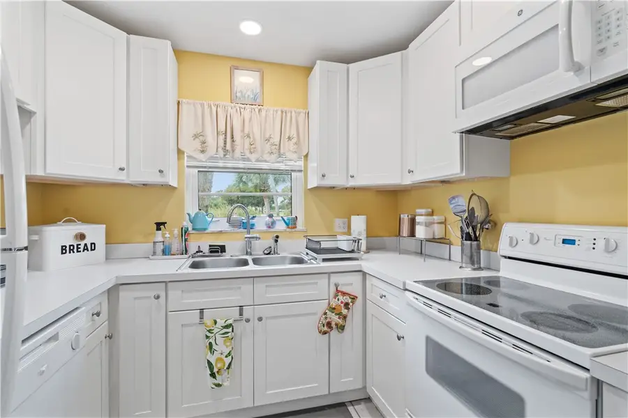 5 Vista Palm Lane #101, Vero Beach, FL 32962 - #3