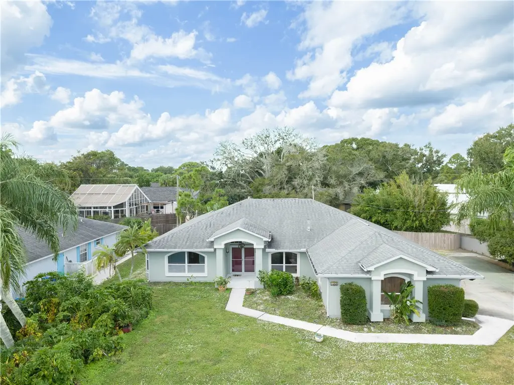 122 Coconut Street, Sebastian, FL 32958 - Image #1
