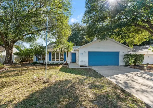 975 4th Lane, Vero Beach, FL 32962