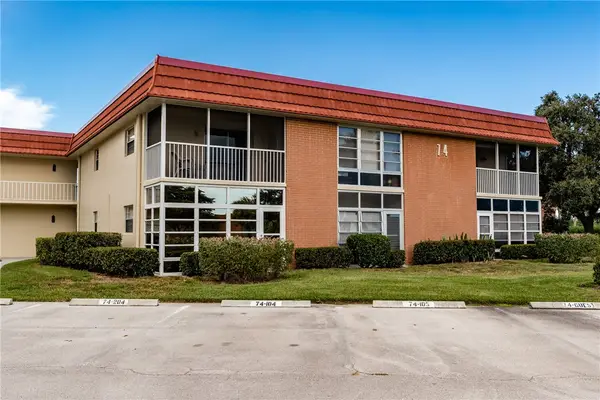 74 Royal Oak Court #205, Vero Beach, FL 32962