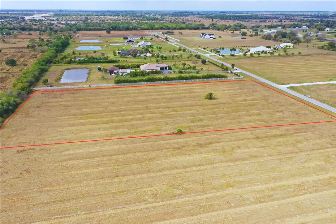 7225 6th Street Sw, Vero Beach, FL 32968 - Image #1