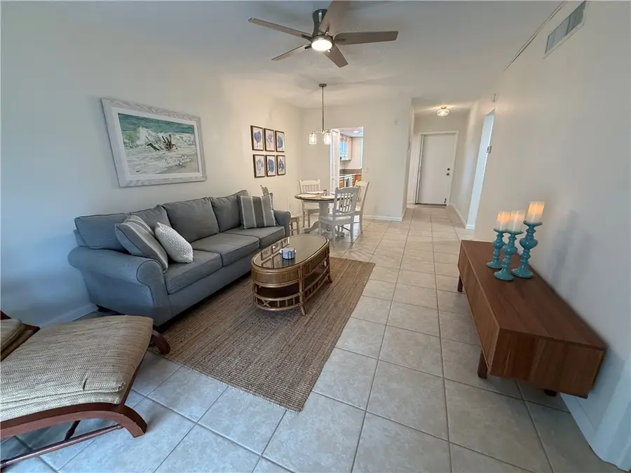 1100 Ponce De Leon Circle #E307, Vero Beach, FL 32960 - Image #2