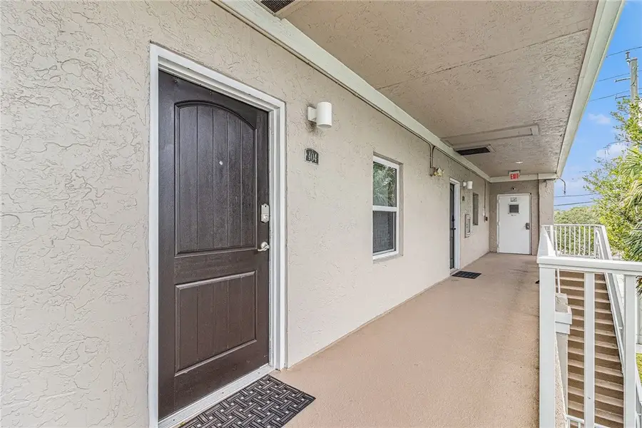 1209 E New Haven Avenue #404, Melbourne, FL 32901 - Image #3