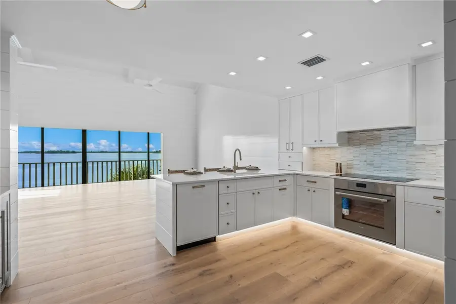 1860 Bay Road #306-E, Vero Beach, FL 32963 - #3