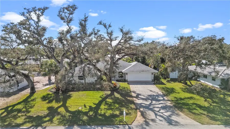 510 Gardenia Lane, Vero Beach, FL 32963 - #2