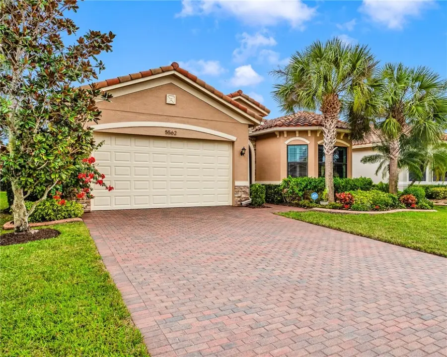 5562 40th Avenue, Vero Beach, FL 32967 - Image #2
