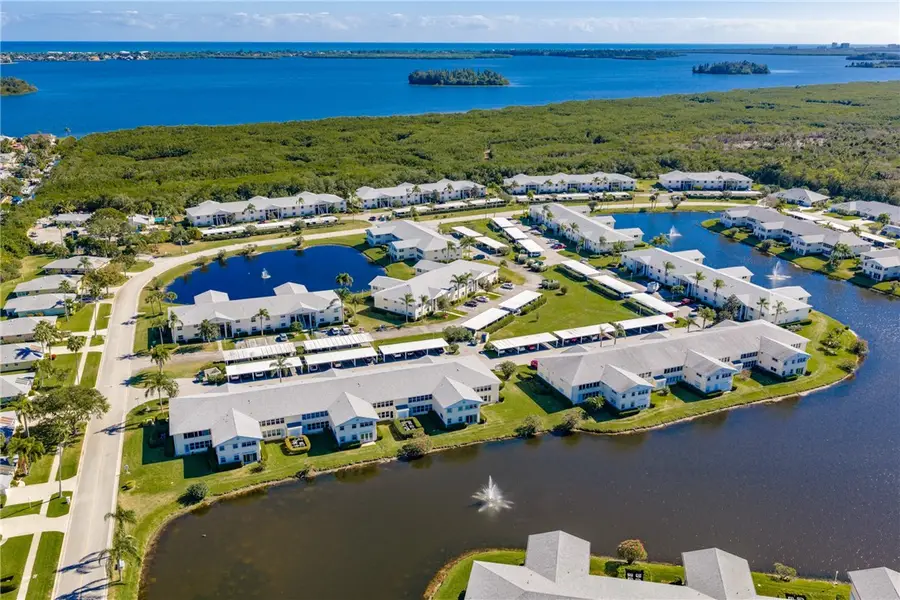 605 W Lake Jasmine Circle #204, Vero Beach, FL 32962 - #3