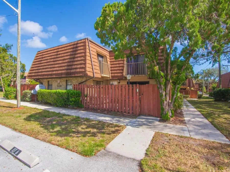 1458 N Lawnwood Circle #24B, Fort Pierce, FL 34950 - #3