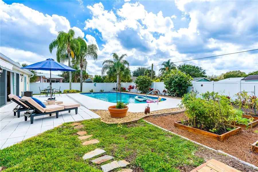 455 Biscayne Lane, Sebastian, FL 32958 - Image #2