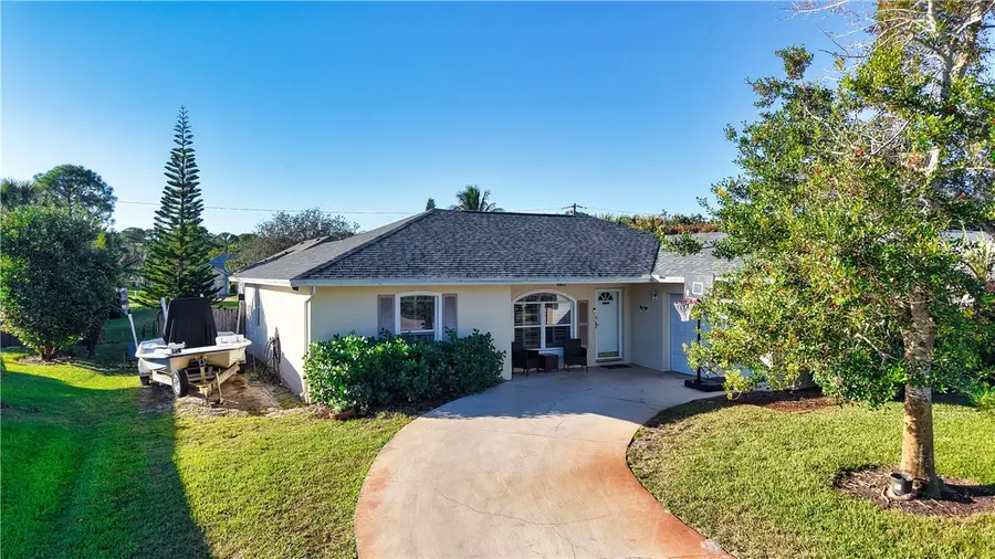 865 18th Street Sw, Vero Beach, FL 32962 - #2