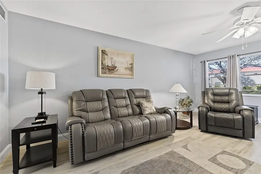 46 Woodland Drive #103, Vero Beach, FL 32962 - Image #3