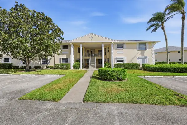 870 Lake Orchid Circle #108, Vero Beach, FL 32962