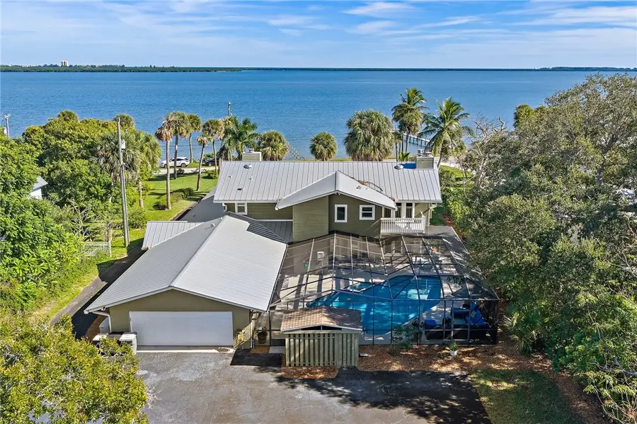 2315 S Indian River Drive, Fort Pierce, FL 34950 - #2