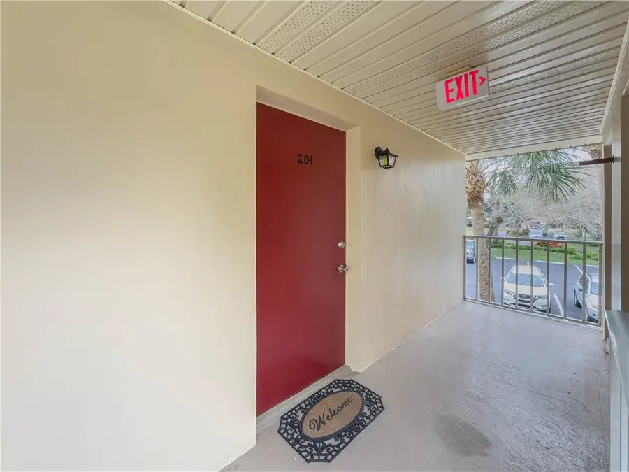 25 Vista Gardens Trail #201, Vero Beach, FL 32962 - Image #2