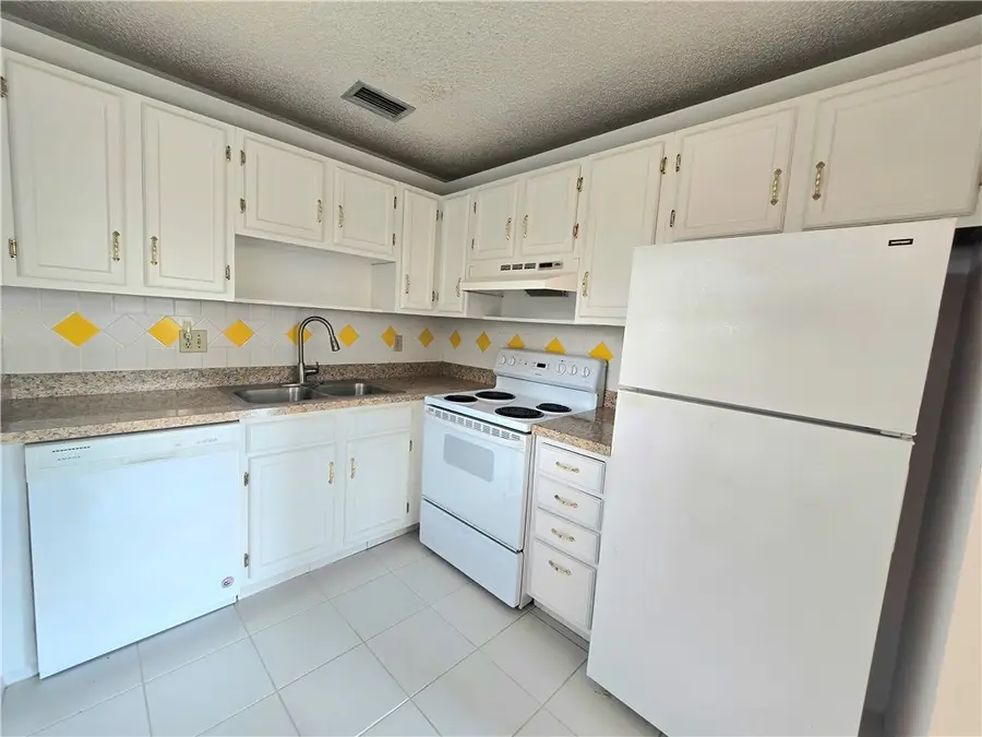 89 Crooked Tree Lane #103, Vero Beach, FL 32962 - Image #3