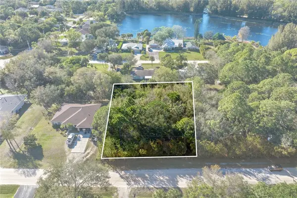 8735 93rd Court, Vero Beach, FL 32967