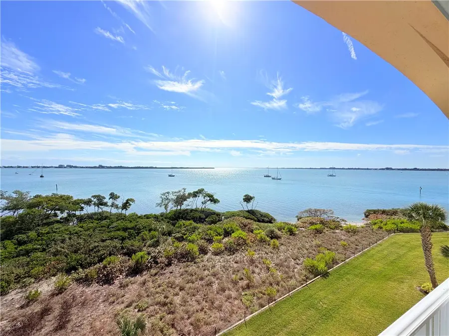 29 Harbour Isle Drive #PH-01, Hutchinson Island, FL 34949 - Image #3