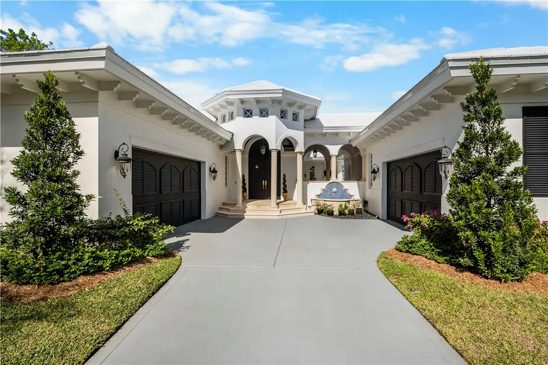 7 Beachside Drive, Vero Beach, FL 32963 - Image #1