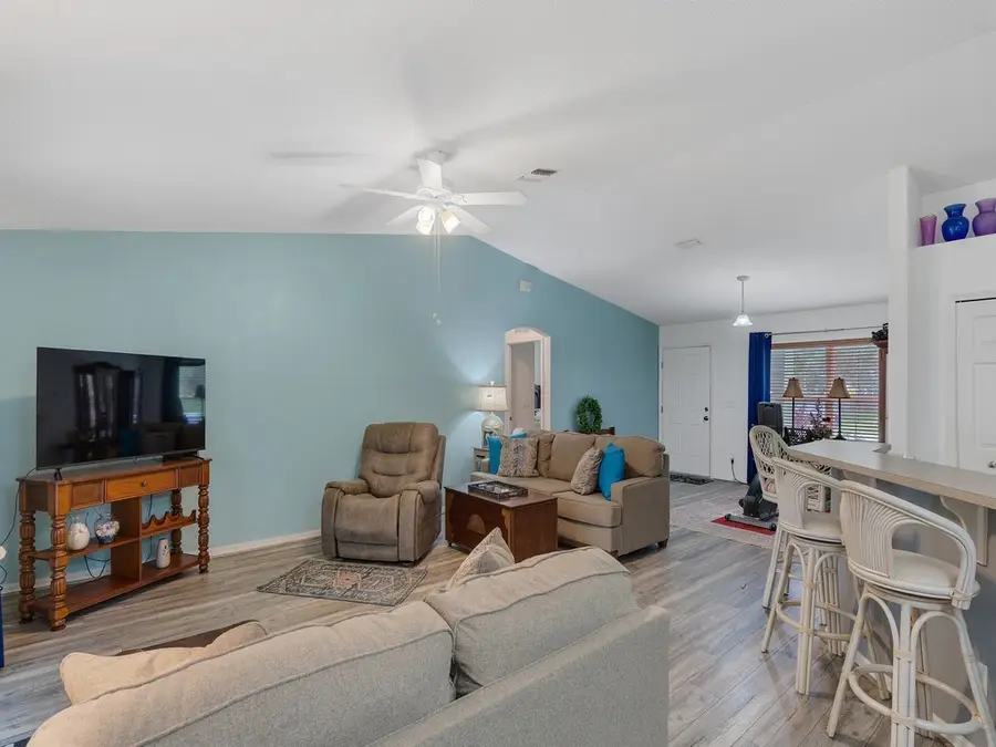 8336 104th Avenue, Vero Beach, FL 32967 - Image #3