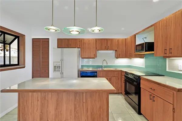 2340 87th Avenue, Vero Beach, FL 32966