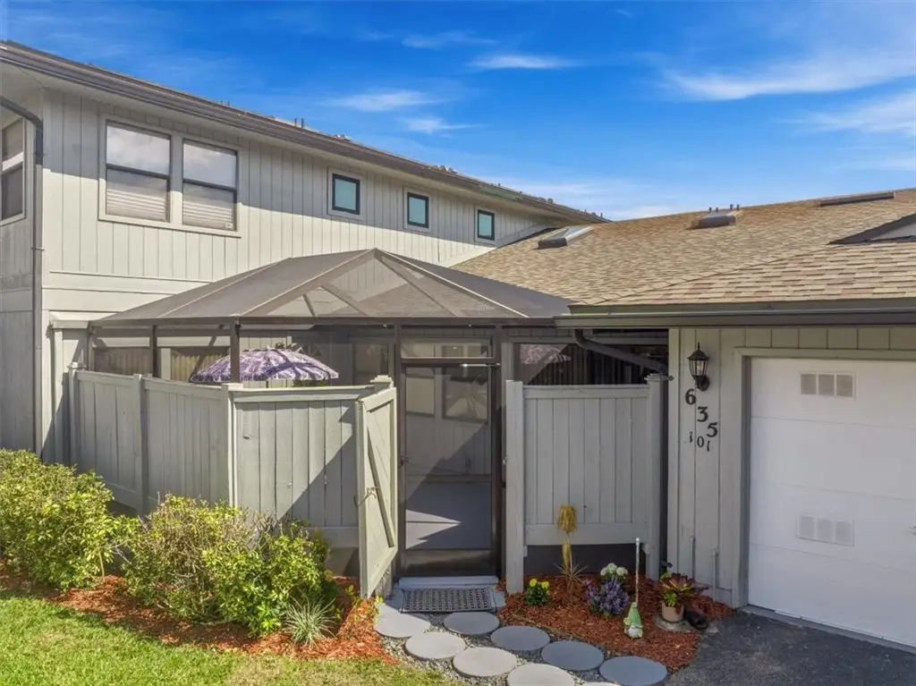 635 Centre Court Sw #101, Vero Beach, FL 32962 - #1