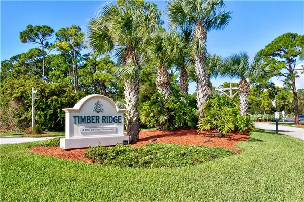 605 Timber Ridge Trail Sw #102, Vero Beach, FL 32962