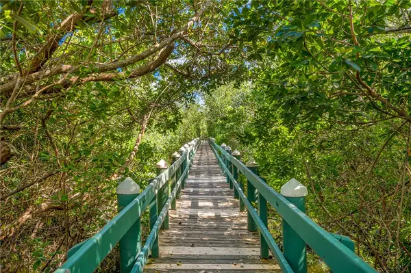 740 Lake Orchid Circle #103, Vero Beach, FL 32962