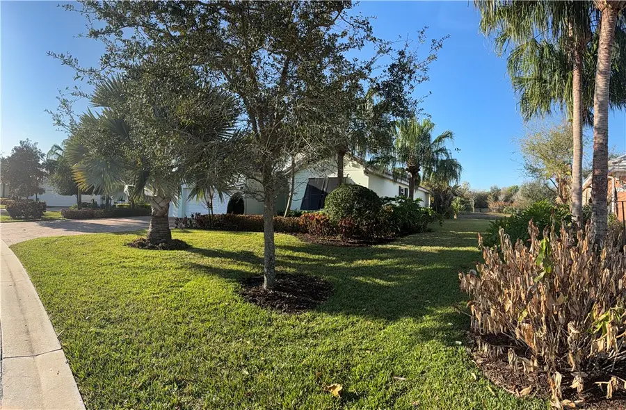 2569 Saint Lucia Circle, Vero Beach, FL 32967 - #2
