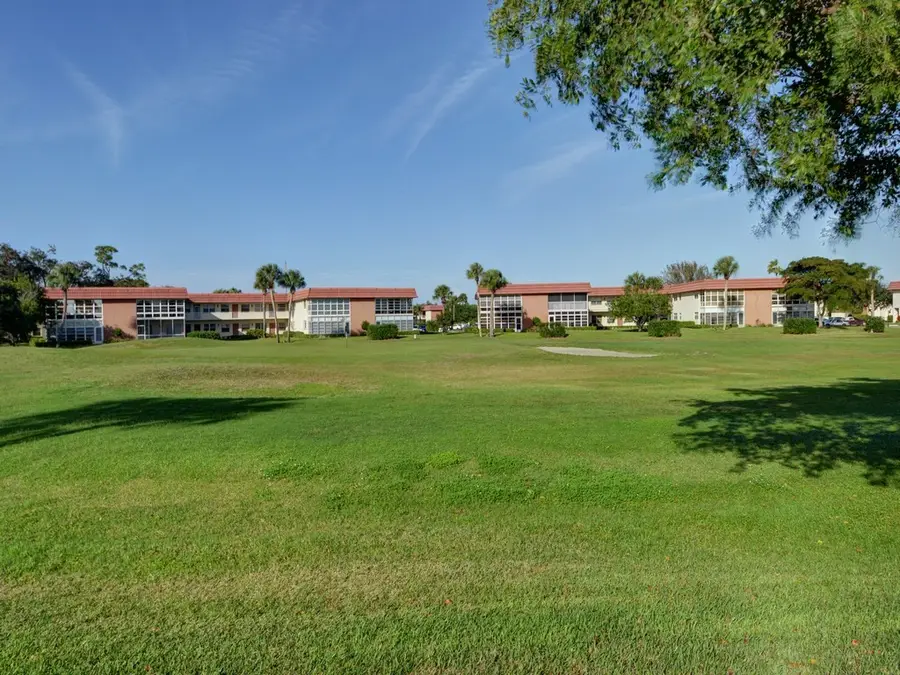 8 Vista Palm Lane #106, Vero Beach, FL 32962 - #2