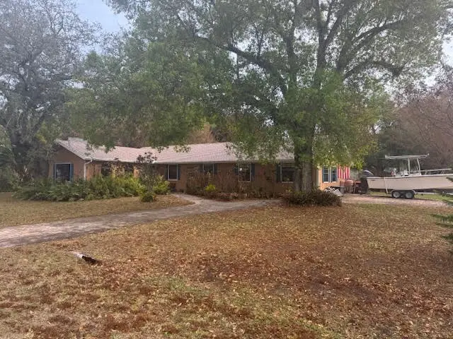 3329 10th Street Sw, Vero Beach, FL 32968 - #1