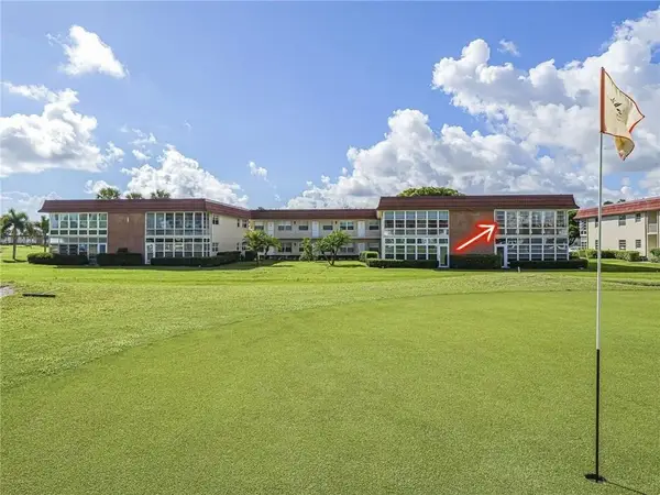 1 Vista Palm Lane #207, Vero Beach, FL 32962
