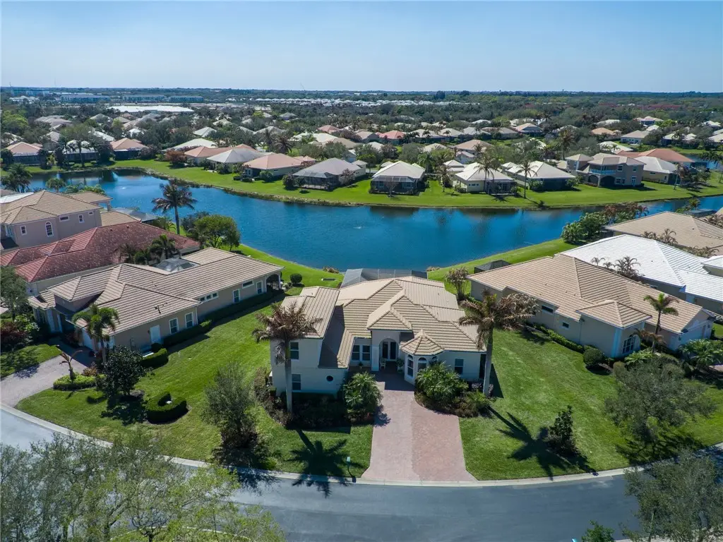 1070 River Wind Circle, Vero Beach, FL 32967 - #1