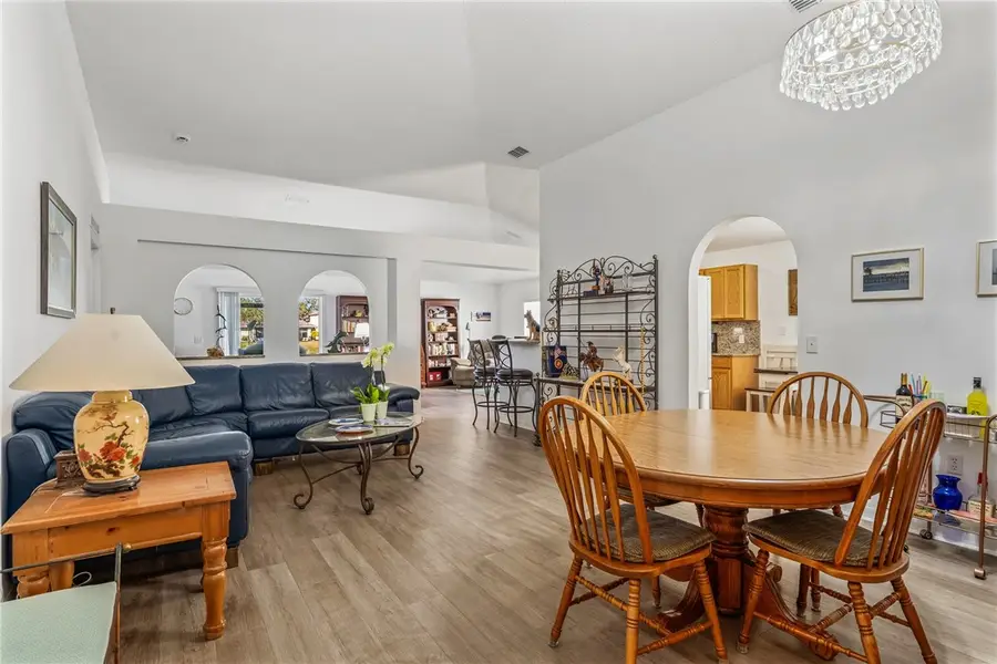 2574 12th Square Sw, Vero Beach, FL 32968 - #3