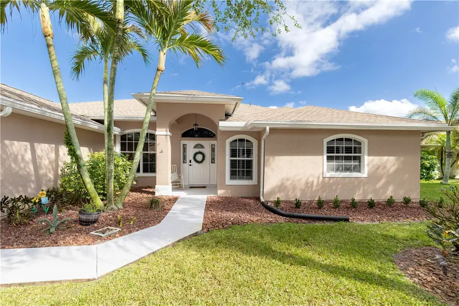 152 35th Square Sw, Vero Beach, FL 32968 - #3