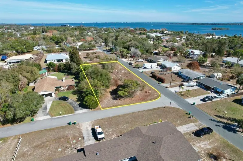 000 Victoria Drive, Micco, FL 32976 - #2