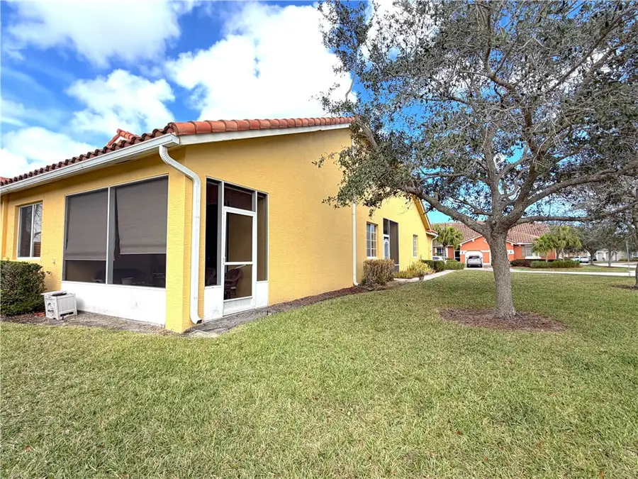 6510 Oxford Circle #101, Vero Beach, FL 32966 - #2