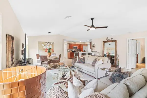 32 Ipanema Way, Fort Pierce, FL 34951