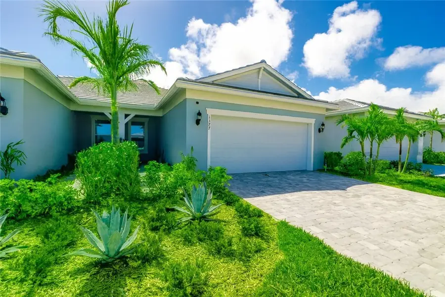 1377 Harper Way, Vero Beach, FL 32960 - #2