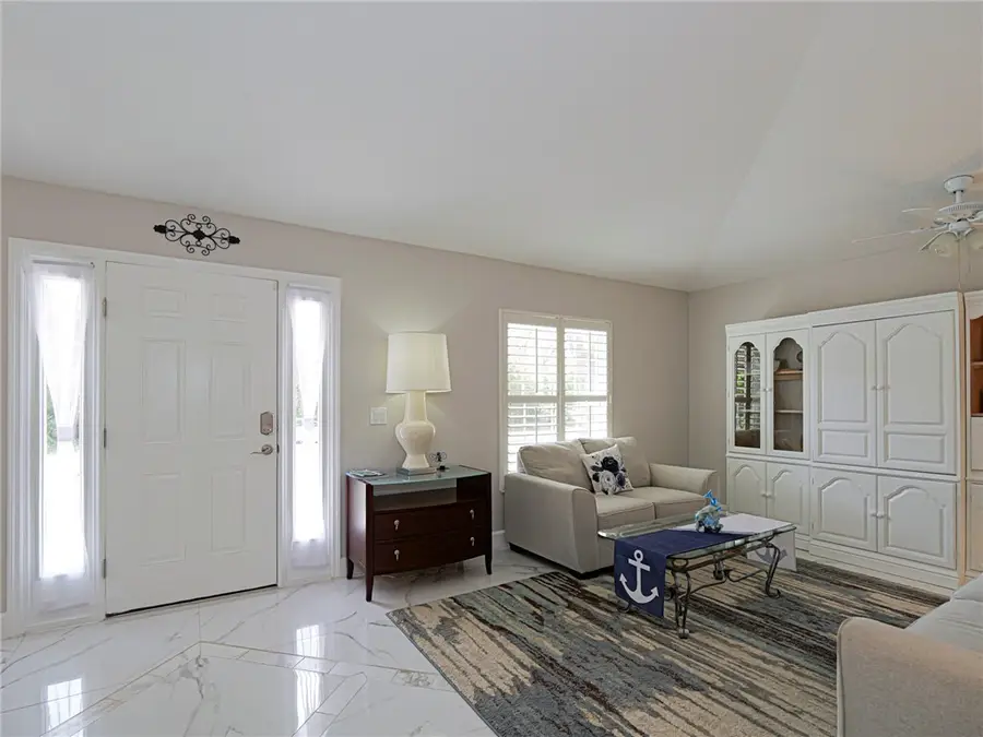882 Jamaica Avenue, Sebastian, FL 32958 - #2