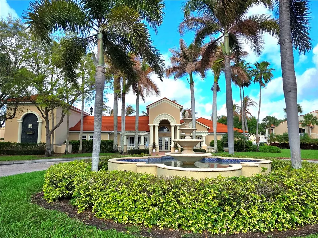 1590 S 42nd Circle #104, Vero Beach, FL 32967 - #1