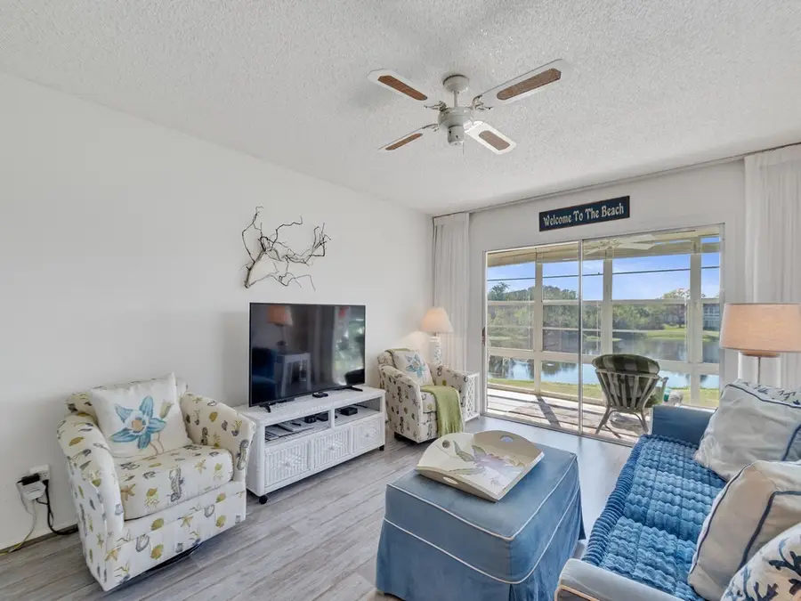 68 Royal Oak Court #201, Vero Beach, FL 32962 - #3