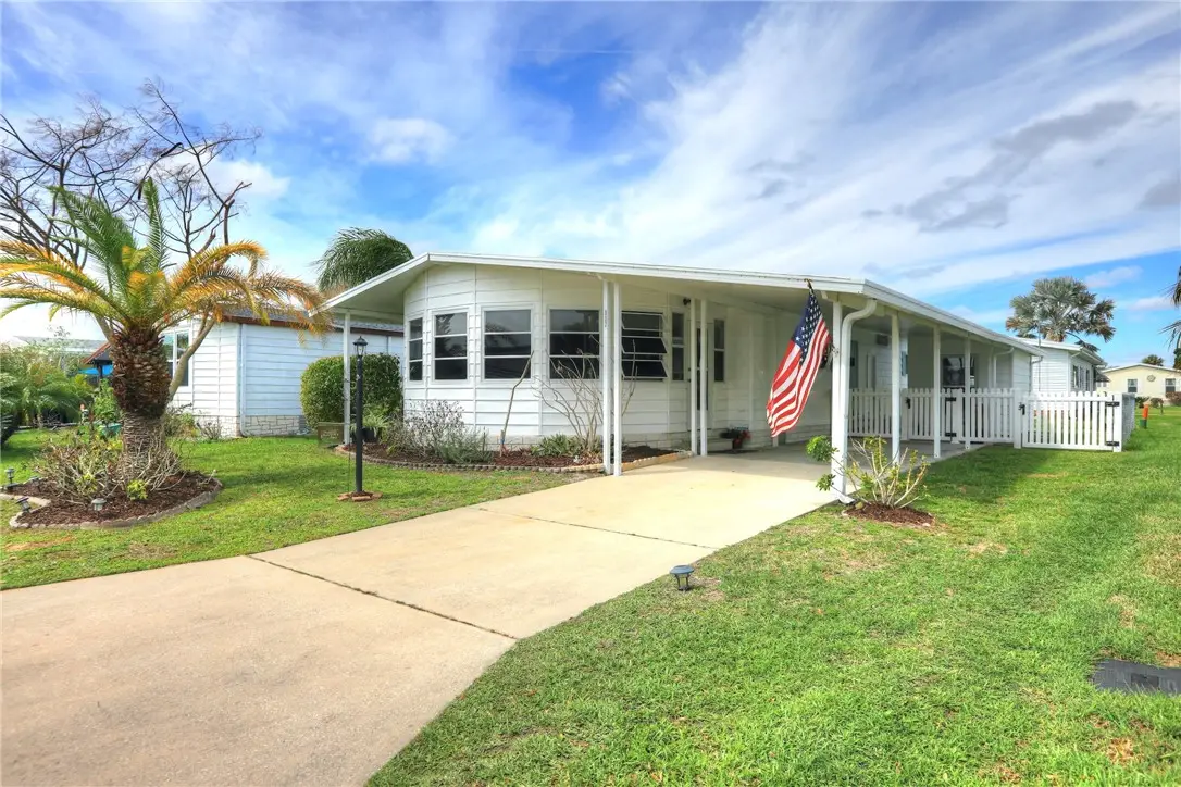 902 Periwinkle Circle, Barefoot Bay, FL 32976 - #1