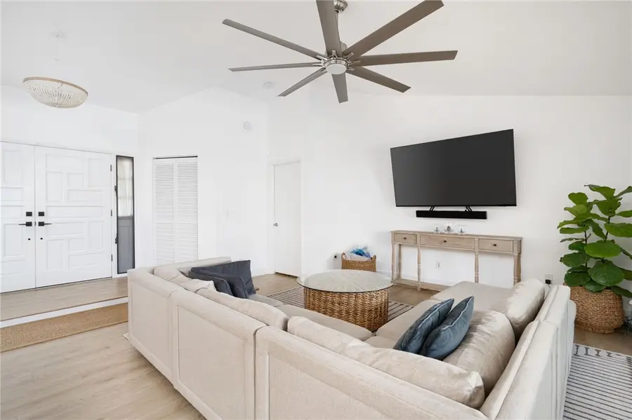 1048 Admirals Walk, Vero Beach, FL 32963 - #3