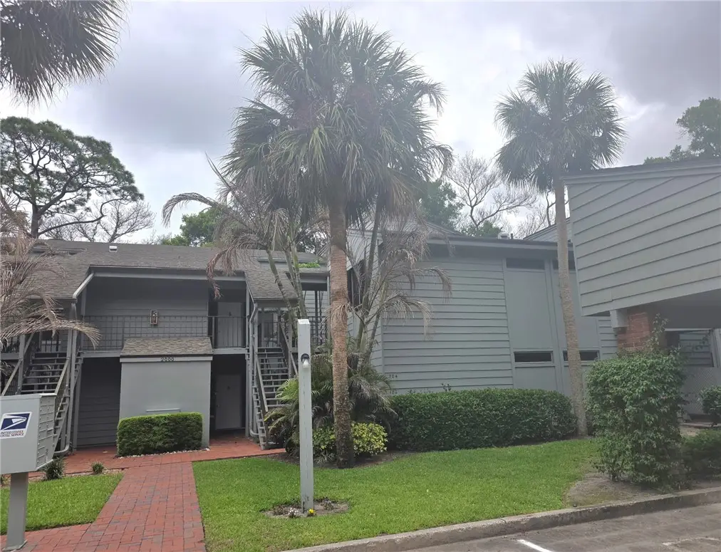 2000 Pine Creek Boulevard #205, Vero Beach, FL 32966 - #1