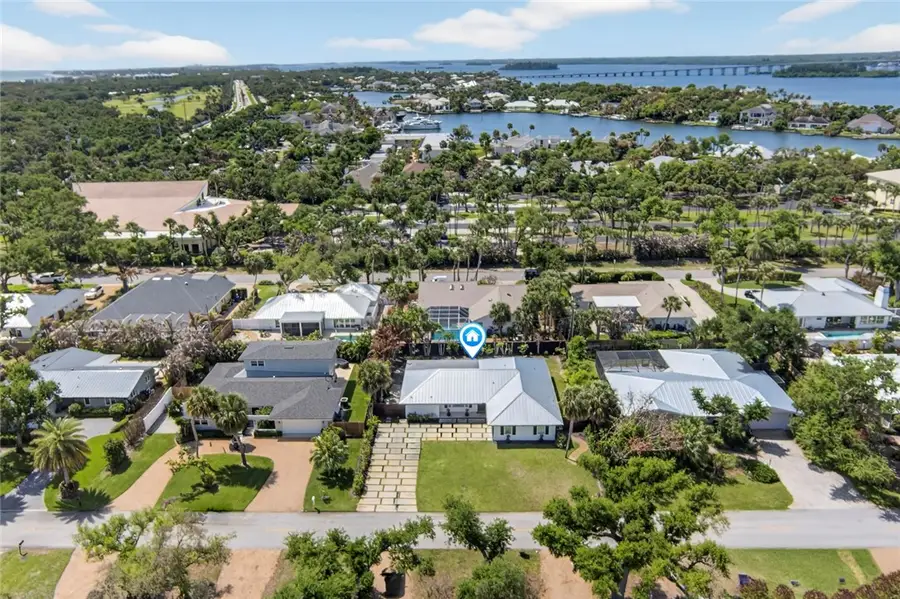 600 Honeysuckle Lane, Vero Beach, FL 32963 - #2