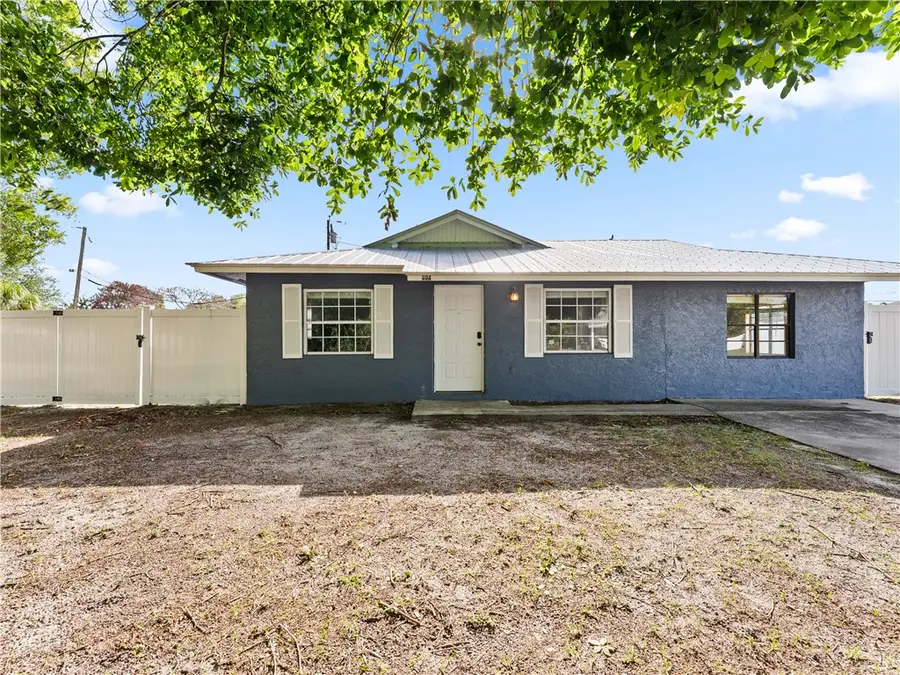 304 8th Avenue Sw, Vero Beach, FL 32962 - #3