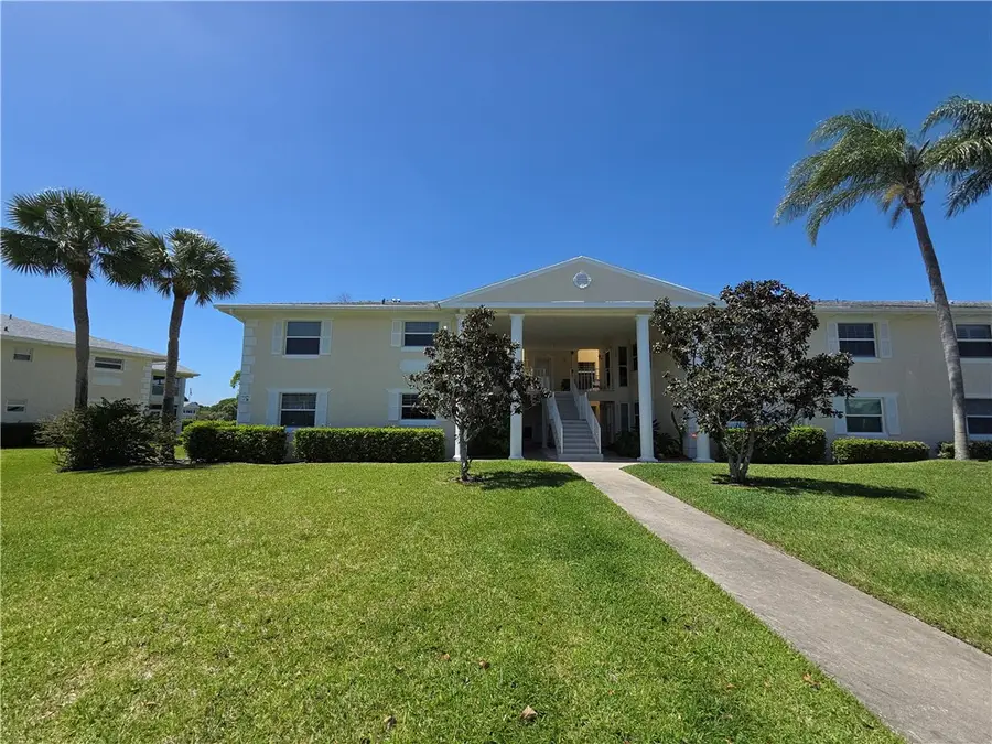 422 Grove Isle Circle #422, Vero Beach, FL 32962 - #3